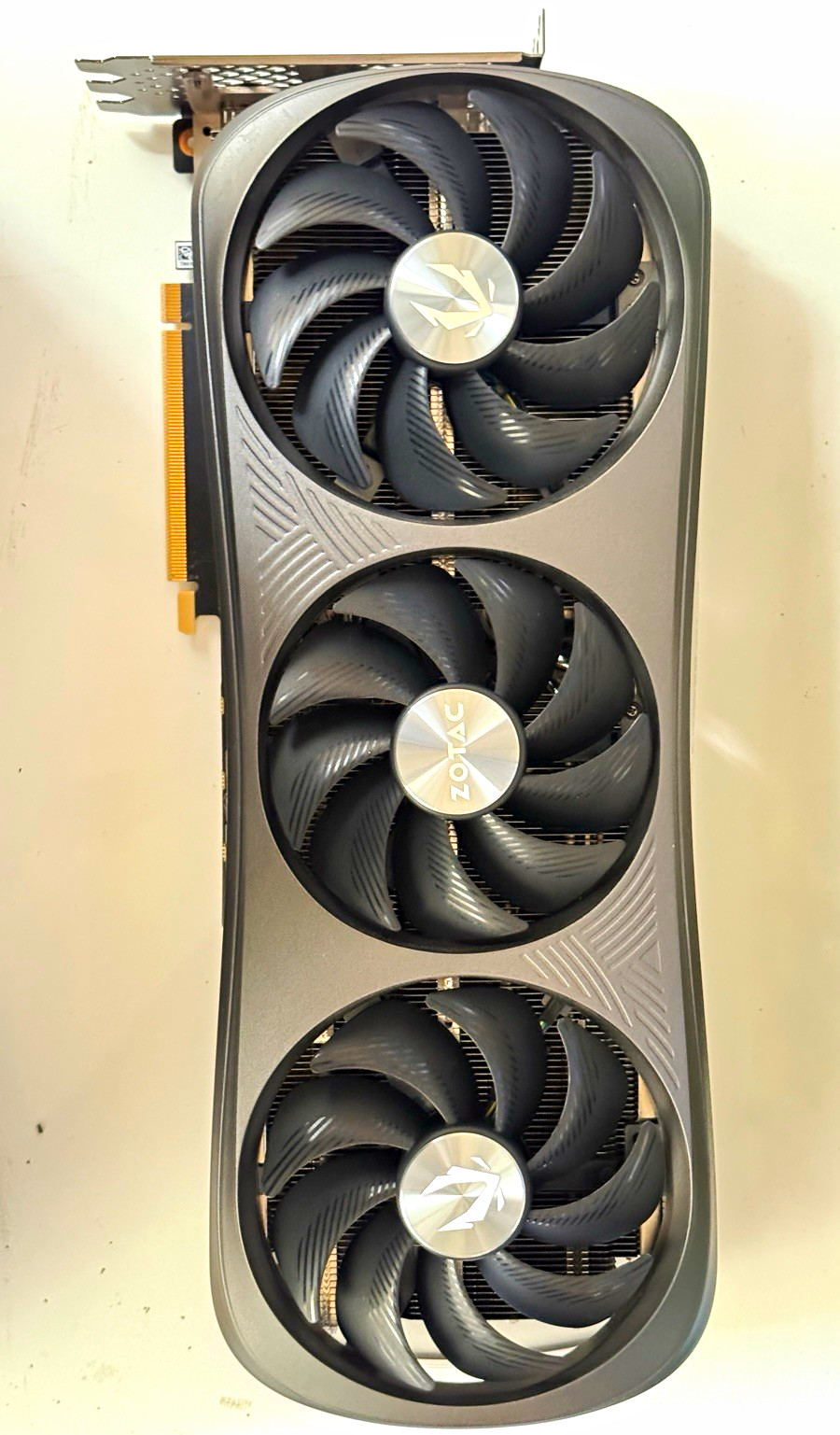 BH BUY 2 GET 1 FREE BRAND NEW  - Rtx 4090 24Gb Graphics Card 评论和价格